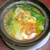 豆腐と筍とニラ野菜のキムチ麺つゆ鍋。